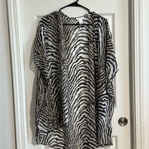 Emory Park Black and White Zebra Blouse